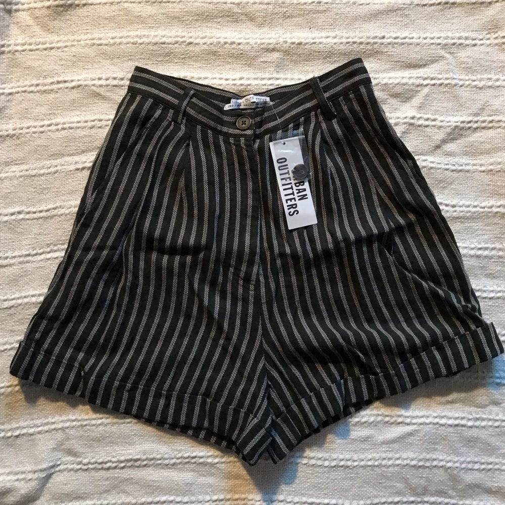 NWT Urban Outfitters Green Shorts